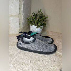 Rugged Shark Unisex Surf Moc Water Shoe w/Aqua Flo Drainage Ports grey sz 9